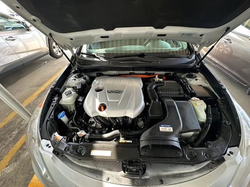 Used 2015 Hyundai Sonata Limited w/ Option Group 02 FWD image 36