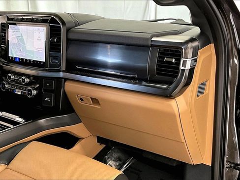 Used 2024 Ford F250 Lariat w/ Lariat Ultimate Package image 16