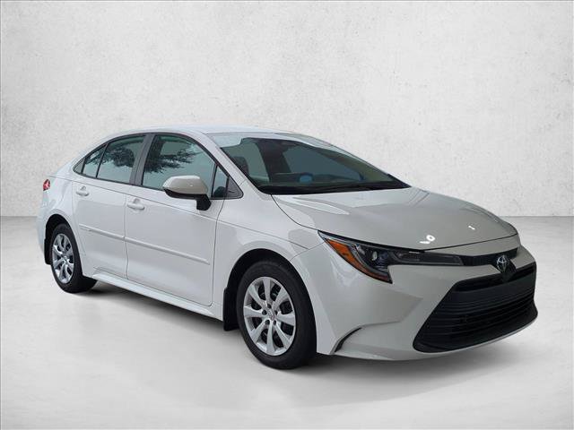 Used 2024 Toyota Corolla LE FWD image 3