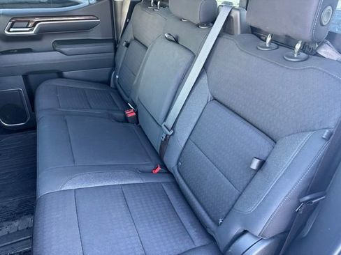 Used 2023 GMC Sierra 1500 Elevation w/ Preferred Package AWD/4WD image 8
