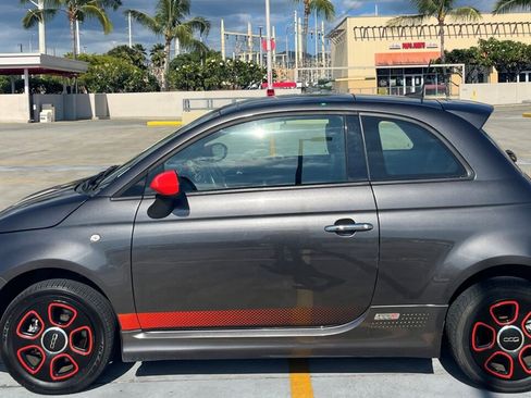 Used 2018 FIAT 500 e w/ Esport Package FWD image 2