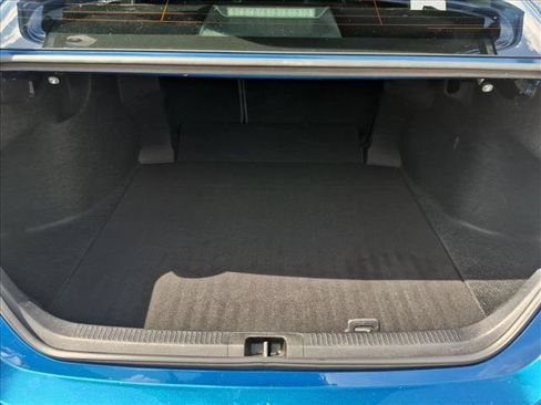 Used 2018 Toyota Camry XSE FWD image 6