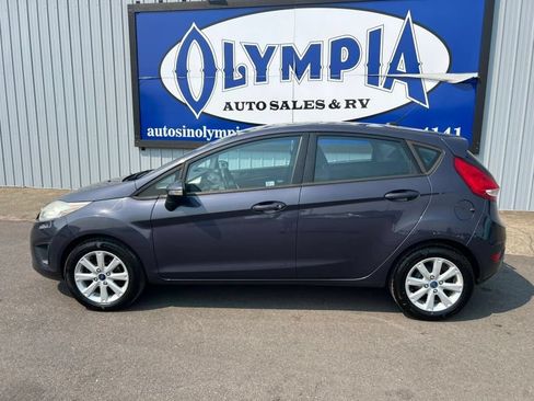 Used 2013 Ford Fiesta SE FWD image 17