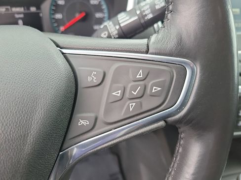 Used 2018 Chevrolet Equinox LT image 24