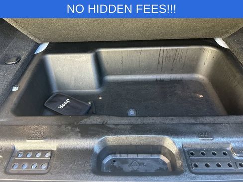 Used 2020 Jeep Wrangler Unlimited Sahara AWD/4WD image 11