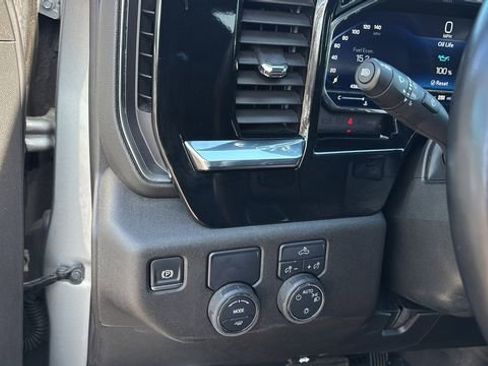 Used 2025 Chevrolet Silverado 1500 LT image 21