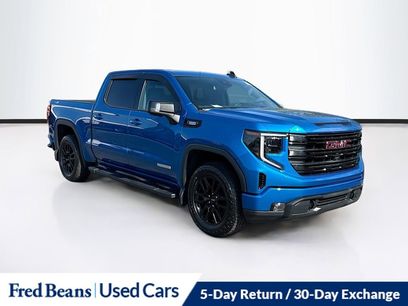 Used 2022 GMC Sierra 1500 Elevation w/ Elevation Premium Package
