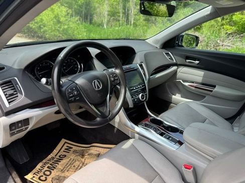Used 2015 Acura TLX V6 w/ Technology Package FWD image 9