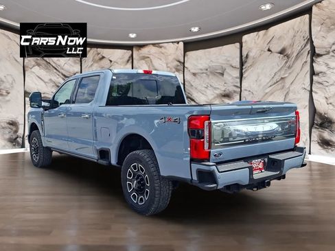 Used 2024 Ford F250 Platinum AWD/4WD image 4