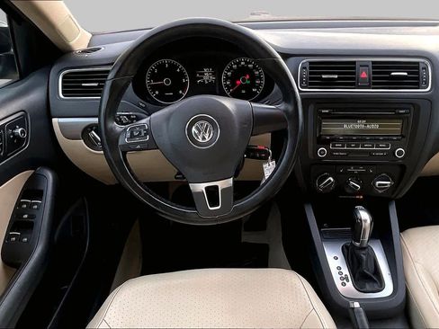 Used 2014 Volkswagen Jetta TDI FWD image 6