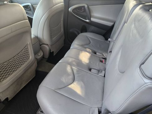 Used 2011 Toyota RAV4 Limited w/ Limited Extra Value Pkg AWD/4WD image 30