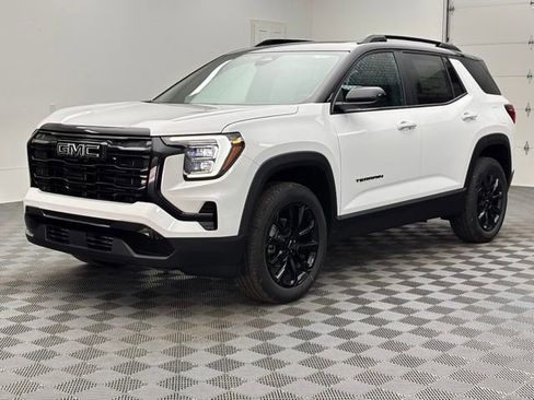 New 2026 GMC Terrain Elevation w/ Elevation Premium Package FWD image 2