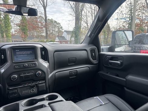 Used 2023 Chevrolet Silverado 2500 W/T w/ WT Fleet Convenience Package image 11