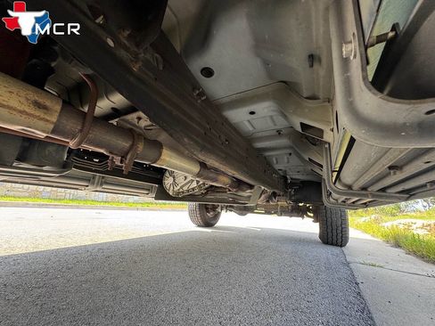 Used 2000 Ford F250 Lariat image 19