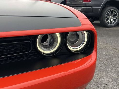 Used 2023 Dodge Challenger R/T w/ T/A Package image 9