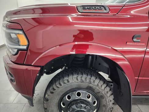 Used 2022 RAM 3500 Laramie image 37