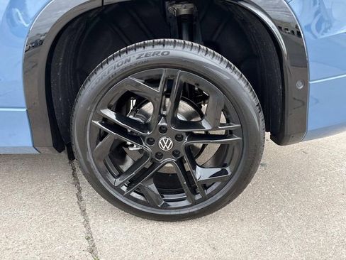 New 2026 Volkswagen Tiguan SE R-Line image 28