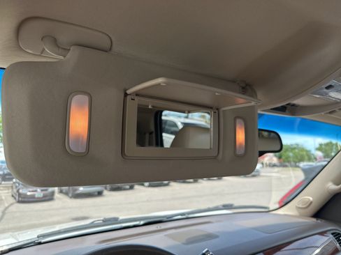 Used 2013 Chevrolet Suburban LTZ AWD/4WD image 77