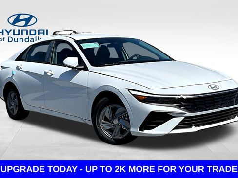 New 2026 Hyundai Elantra SE w/ Cargo Package FWD image 2