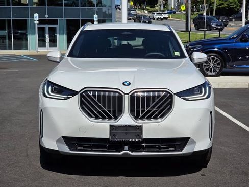 Used 2026 BMW X3 xDrive30i w/ Convenience Package AWD/4WD image 2