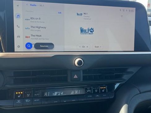 Used 2024 Toyota Crown XLE image 37