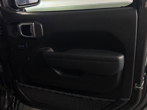 Certified 2025 Jeep Wrangler Unlimited Sport S 4xe image 30