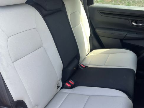 Used 2024 Honda CR-V LX image 11