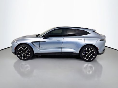 Used 2021 Aston Martin DBX image 4