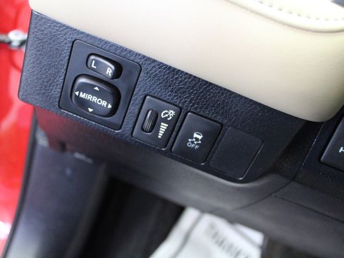 Used 2013 Toyota RAV4 Limited image 11