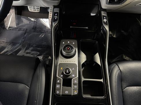 Used 2022 Kia Sorento SX Prestige w/ Panoramic Sunroof Package image 17