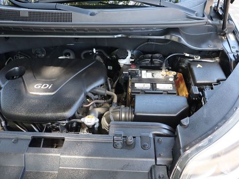 Used 2016 Kia Soul FWD image 39
