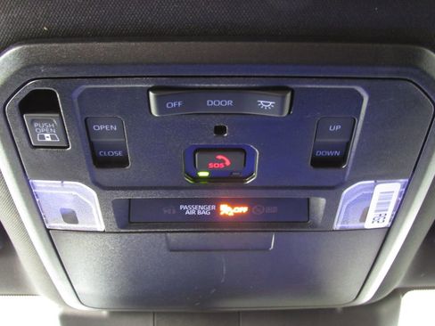 Used 2024 Toyota Tacoma TRD Sport w/ TRD Sport Premium Package image 29