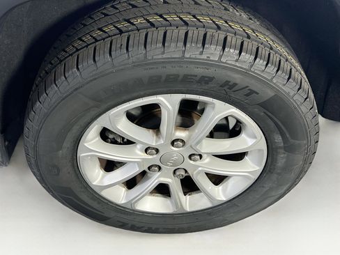 Used 2022 Jeep Grand Cherokee Laredo E image 29