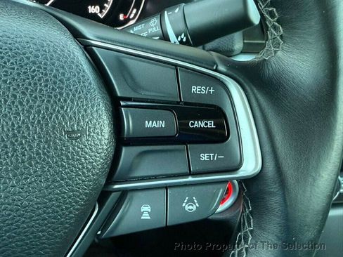 Used 2018 Honda Accord EX-L image 23