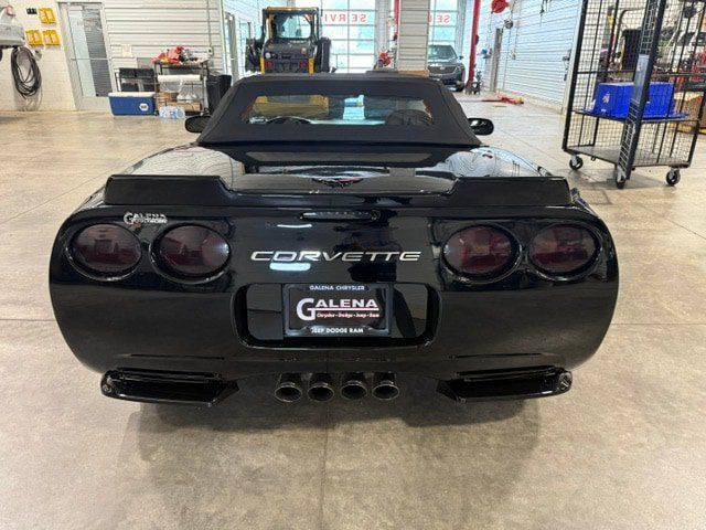 Used 2002 Chevrolet Corvette Convertible w/ Preferred Equipment Group2 RWD image 12