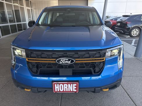 Used 2025 Ford Maverick Tremor image 2