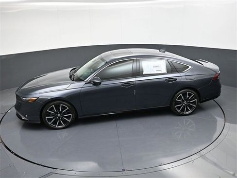 New 2025 Honda Accord Touring image 13