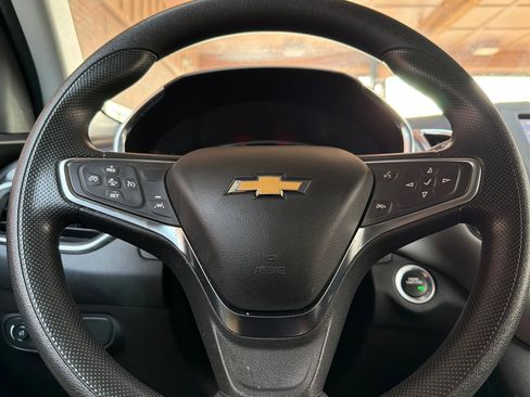 Used 2024 Chevrolet Equinox LS w/ LS Convenience Package image 23