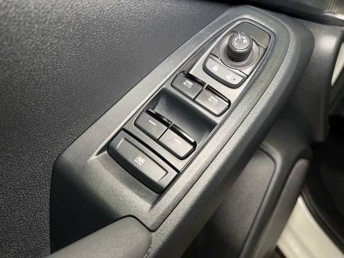 Certified 2025 Subaru Crosstrek 2.0i Premium image 43