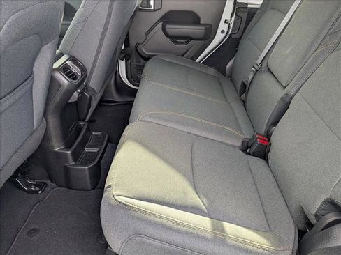 Used 2025 Jeep Wrangler Sport S w/ Convenience Group image 18