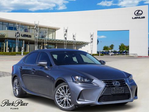 Used 2017 Lexus IS 200t image 1