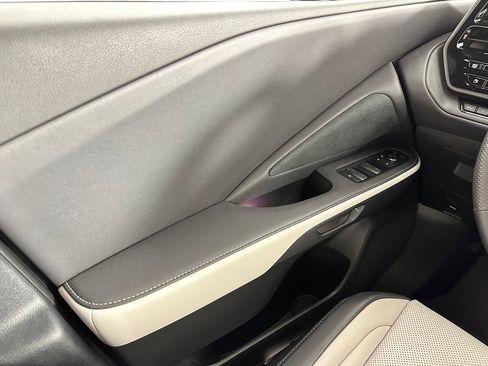 Used 2025 Lexus TX 500h AWD w/ Technology Package image 36