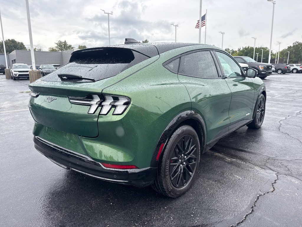 Used 2025 Ford Mustang Mach-E Premium w/ Sport Appearance Package AWD/4WD image 7