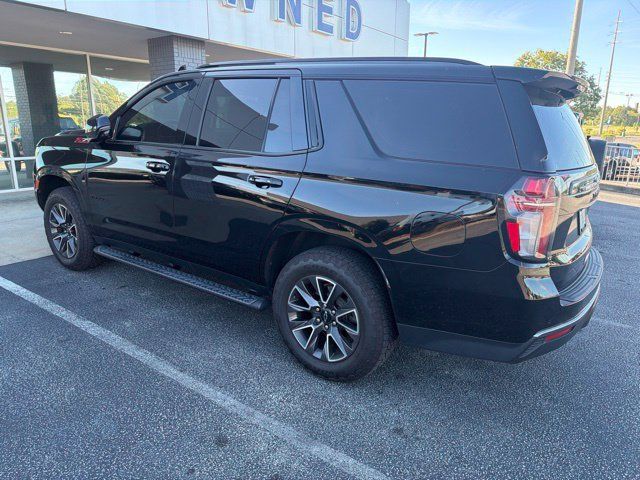 Used 2022 Chevrolet Tahoe Z71 w/ Luxury Package AWD/4WD image 2