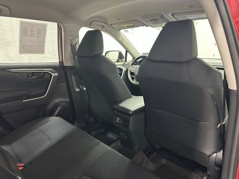 Used 2025 Toyota RAV4 LE AWD/4WD image 55