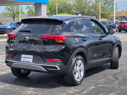 Certified 2025 Buick Encore GX Preferred FWD image 11