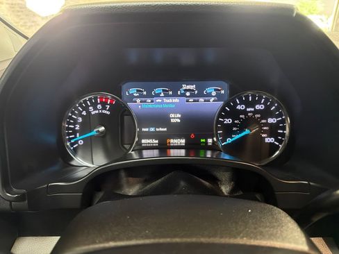 Used 2020 Ford F250 XLT w/ XLT Premium Package AWD/4WD image 24