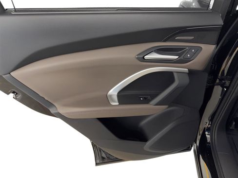 New 2025 Audi Q5 Premium Plus image 17