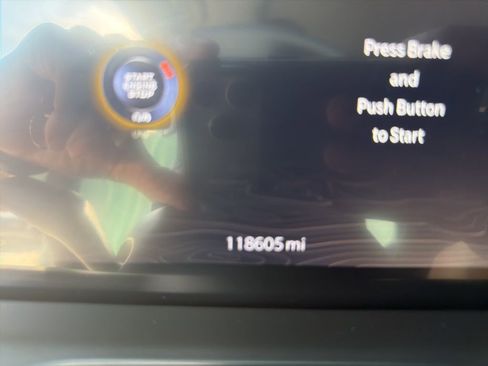 Used 2021 Jeep Grand Cherokee L Limited RWD image 8