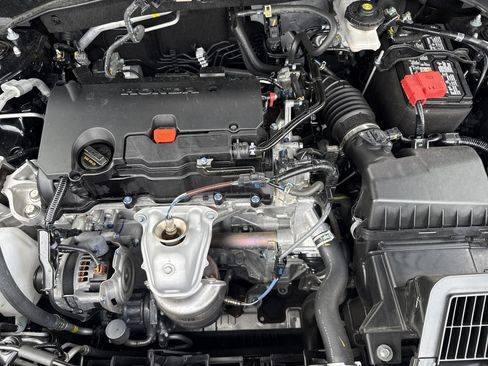 Used 2024 Honda HR-V EX-L image 32